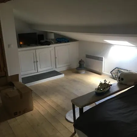 شقة Escapade Provencale مونتاينا